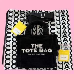 marc jacobs terry tote bag in black